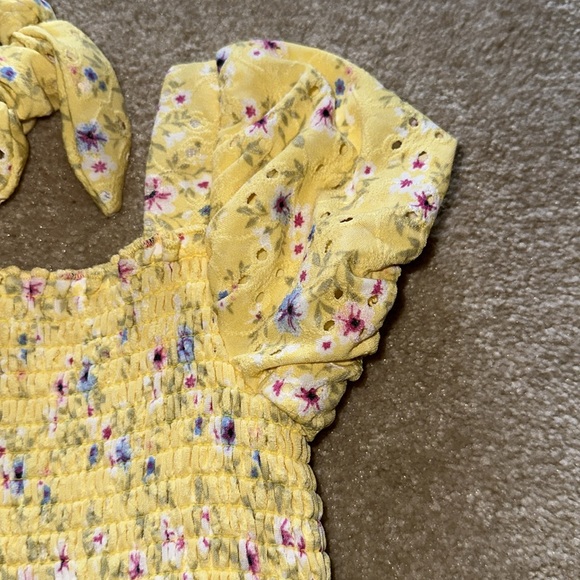 Dress - Picture 3 of 6